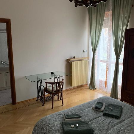 La Pepita Hotel Vallo Torinese ภายนอก รูปภาพ